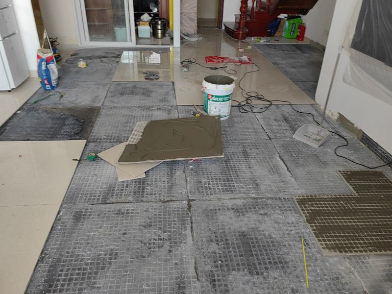 地板砖起翘简单的修补方法