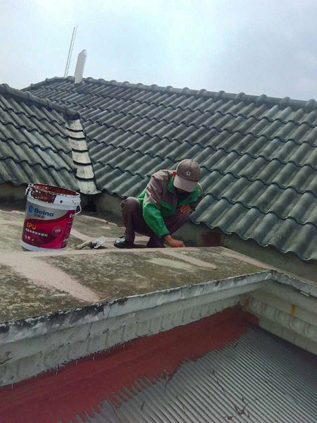 房屋楼顶漏水维修